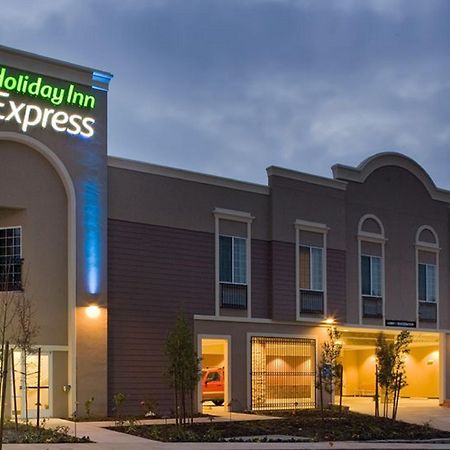 Holiday Inn Express Benicia By Ihg Exterior foto
